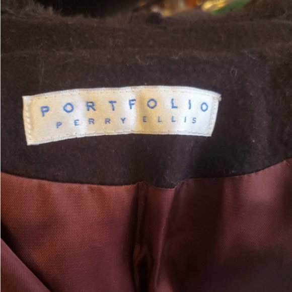 Perry Ellis Wool brown coat, faux fur collar, size 12 - Picture 5 of 8